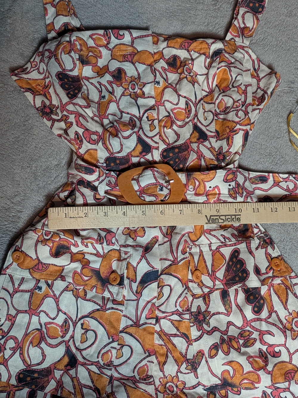 House of Harlow 1960 Floral Romper in White, Mustard & Burgundy - Picture 5 of 7
